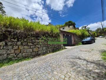 Terreno Residencial à venda em Retiro, Petrópolis - RJ