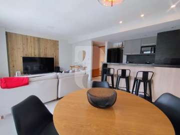 Apartamento à venda em Itaipava, Petrópolis - RJ