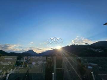 Apartamento à venda em Corrêas, Petrópolis - RJ