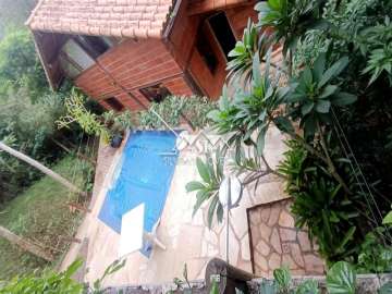 Casa à venda em Pedro do Rio, Petrópolis - RJ