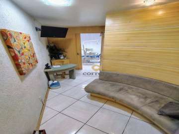 Sala à venda em Centro, Nova Friburgo - RJ