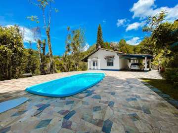 Casa à venda em Parque do Ingá, Teresópolis - RJ