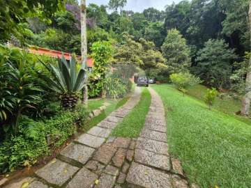 Casa à venda em Itaipava, Petrópolis - RJ
