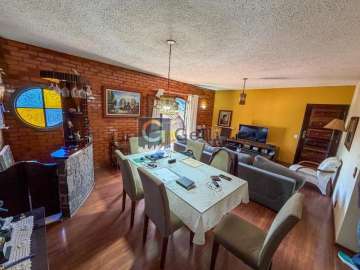 Apartamento à venda em Bingen, Petrópolis - RJ