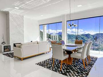 Casa à venda em Barra do Imbuí, Teresópolis - RJ