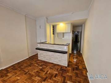 Kitnet / Conjugado para alugar  em Centro, Petrópolis - RJ