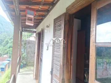 Casa à venda em Quarteirão Brasileiro, Petrópolis - RJ