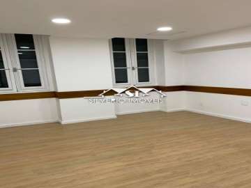 Sala para alugar em Centro, Petrópolis - RJ