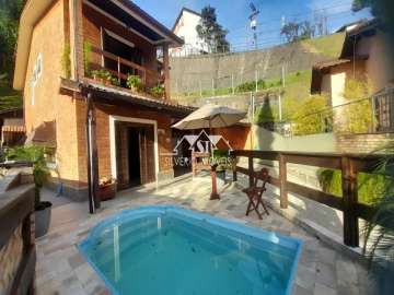 Casa à venda em Quitandinha, Petrópolis - RJ