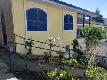 Casa à venda em Quitandinha, Petrópolis - RJ