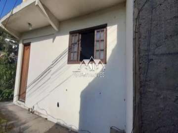 Casa para alugar em Mosela, Petrópolis - RJ