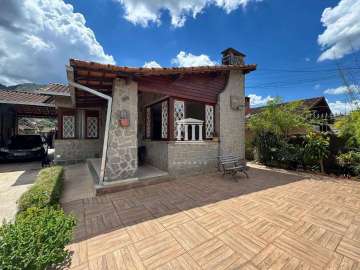 Casa à venda em Jardim Cascata, Teresópolis - RJ