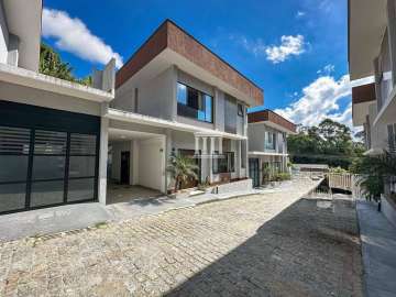 Casa à venda em Várzea, Teresópolis - RJ