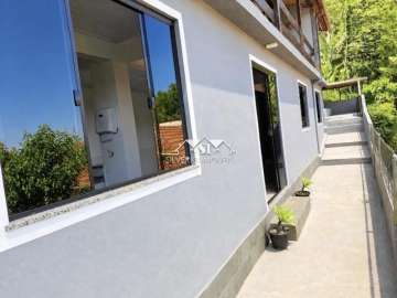 Casa à venda em Castelânea, Petrópolis - RJ