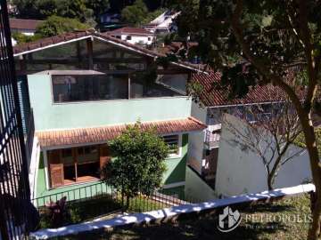 Casa à venda em Valparaíso, Petrópolis - RJ