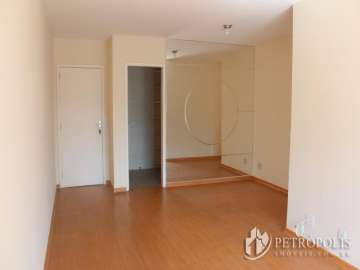 Apartamento à venda em Bingen, Petrópolis - RJ