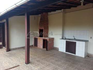 Casa à venda em Valparaíso, Petrópolis - RJ