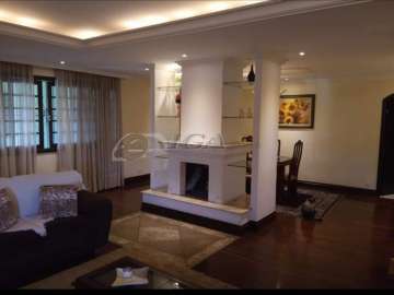 Casa à venda em Valparaíso, Petrópolis - RJ