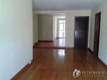 Apartamento à venda em Bingen, Petrópolis - RJ