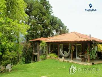 Casa à venda em Itaipava, Petrópolis - RJ