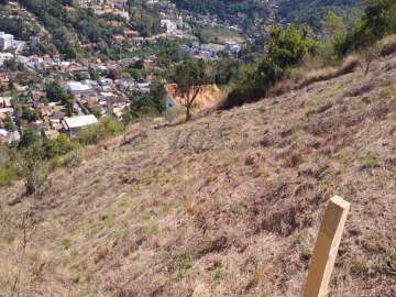 Terreno Residencial à venda em Nogueira, Petrópolis - RJ