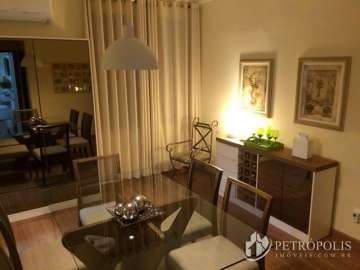 Apartamento à venda em Itaipava, Petrópolis - RJ