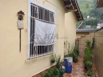 Casa à venda em Quissamã, Petrópolis - RJ