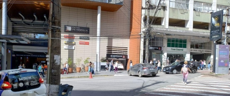 Loja para alugar em Centro, Petrópolis - RJ
