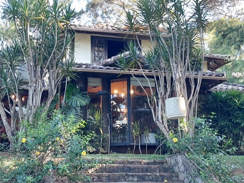 Casa à venda em Itaipava, Petrópolis - RJ - Foto 1