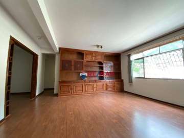 Apartamento à venda em Centro, Nova Friburgo - RJ