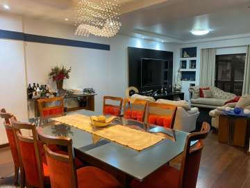 Apartamento à venda em Centro, Nova Friburgo - RJ
