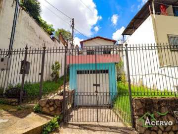 Casa para alugar em São Mateus, Juiz de Fora - MG