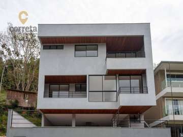 Casa à venda em Cônego, Nova Friburgo - RJ