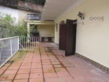 Casa à venda em Valparaíso, Petrópolis - RJ