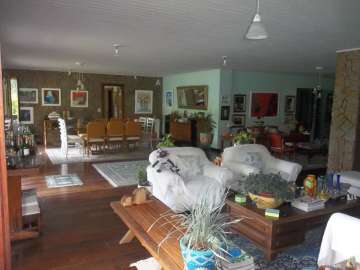 Casa à venda em Samambaia, Petrópolis - RJ