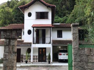 Casa à venda em São Sebastião, Petrópolis - RJ