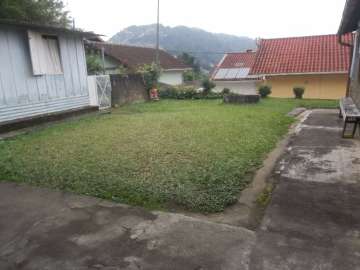 Casa à venda em Mosela, Petrópolis - RJ