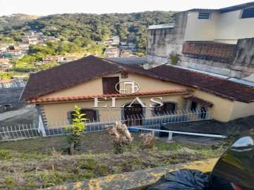 Casa à venda em Bairro Castrioto, Petrópolis - RJ