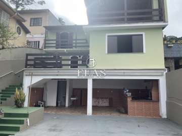 Casa à venda em Mosela, Petrópolis - RJ