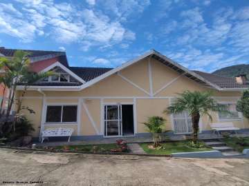 Casa à venda em Granja Guarani, Teresópolis - RJ