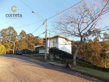 Casa à venda em Vale dos Pinheiros, Nova Friburgo - RJ