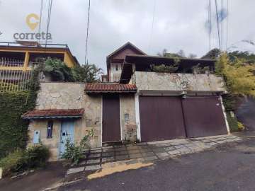 Casa à venda em Braunes, Nova Friburgo - RJ