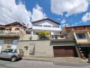 Casa à venda em Braunes, Nova Friburgo - RJ