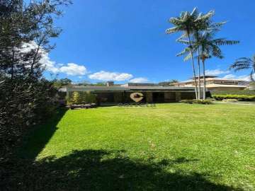Casa à venda em Parque São Clemente, Nova Friburgo - RJ
