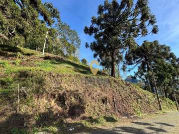 Terreno Residencial à venda em Cascatinha, Nova Friburgo - RJ