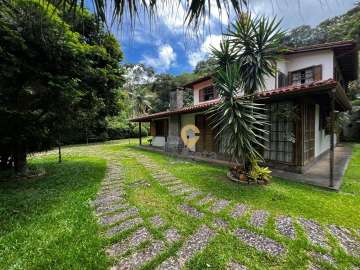 Casa à venda em Chácara Paraíso, Nova Friburgo - RJ