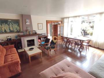 Casa à venda em Vale dos Pinheiros, Nova Friburgo - RJ