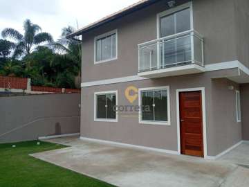Casa à venda em Parada Folly, Nova Friburgo - RJ