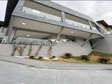 Casa à venda em Itaipu, Niterói - RJ