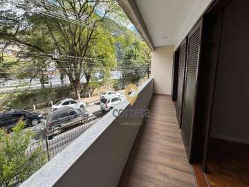 Apartamento à venda em Centro, Nova Friburgo - RJ